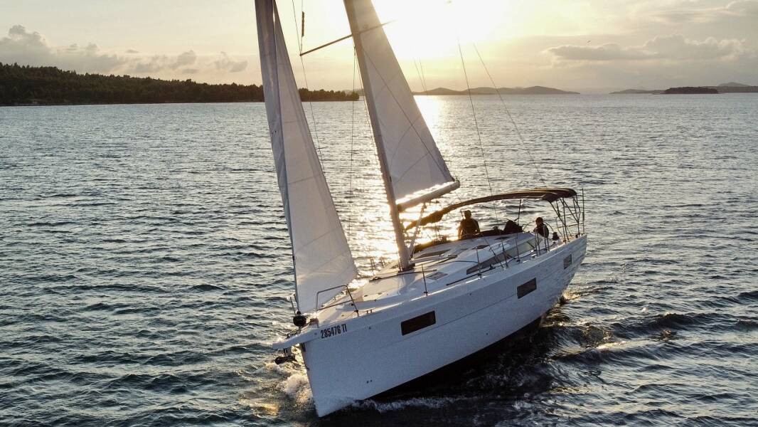 Elan Impression 45  | First