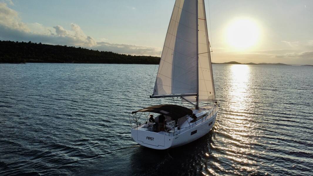 Elan Impression 45  | First