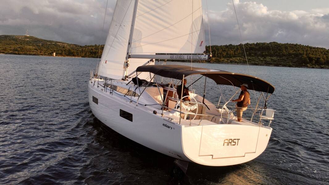 Elan Impression 45  | First