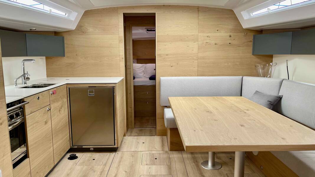 Elan Impression 45  | First