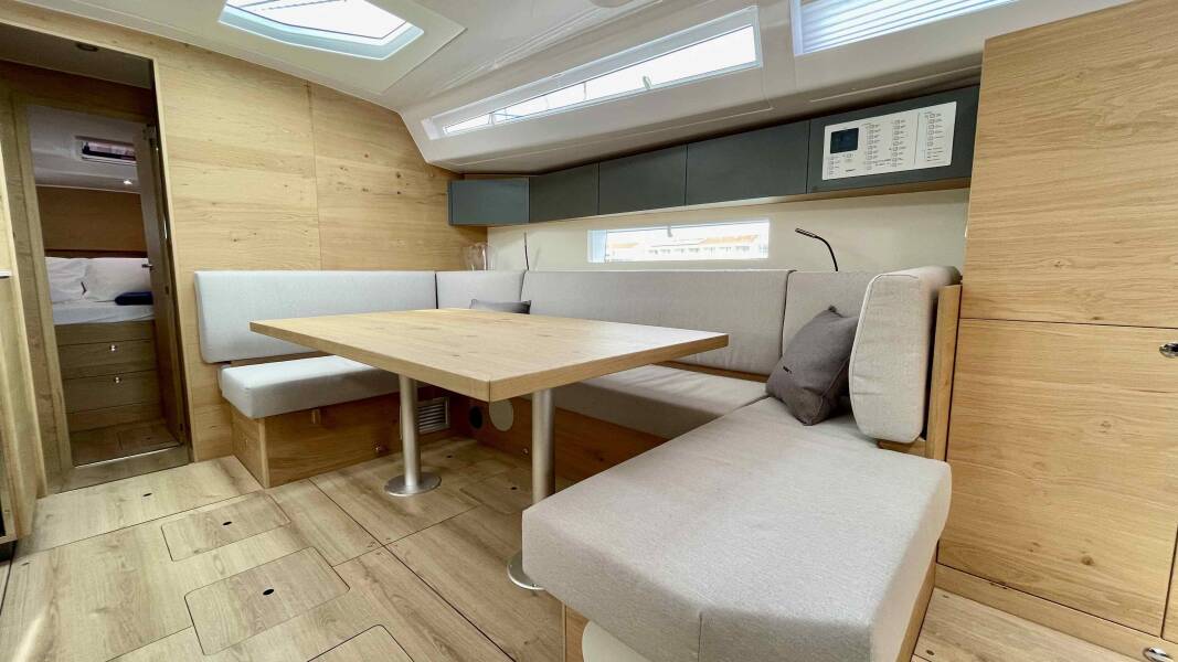 Elan Impression 45  | First