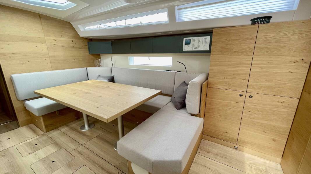 Elan Impression 45  | First
