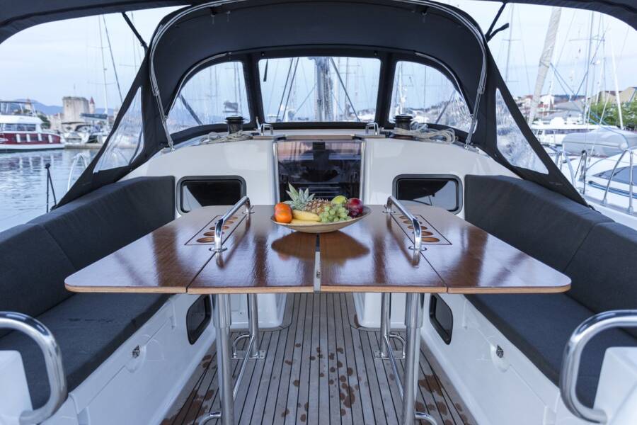 Elan Impression 45.1  | Bad Buoy