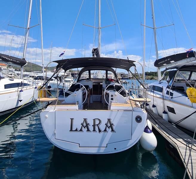 Elan Impression 45.1  | Lara