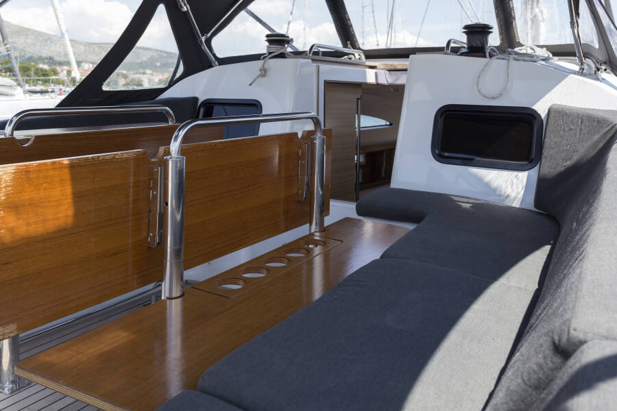 Elan Impression 45.1 | Bad Buoy