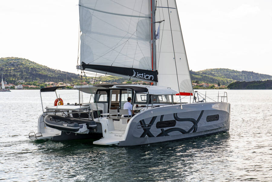 Excess 11 | First Sight