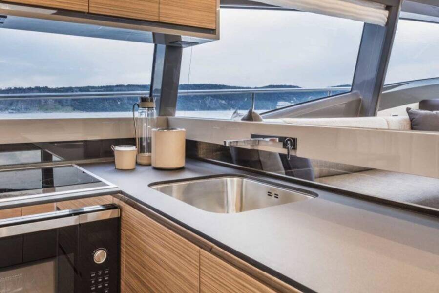 Ferretti Yachts 450 | Dream