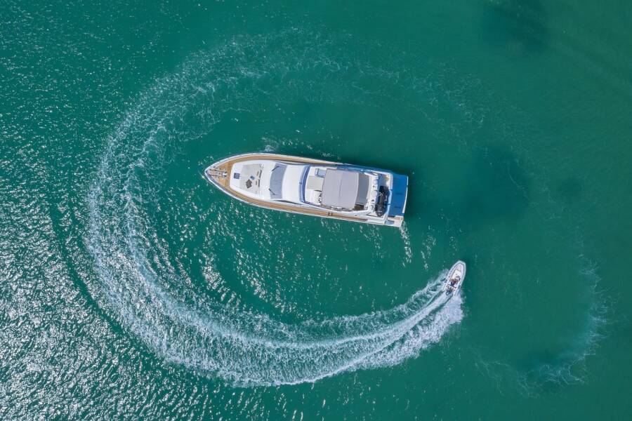 Ferretti Yachts 681  | Dominique