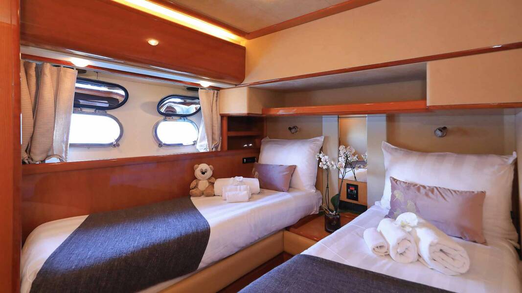 Ferretti Yachts 760  | Quo Vadis I