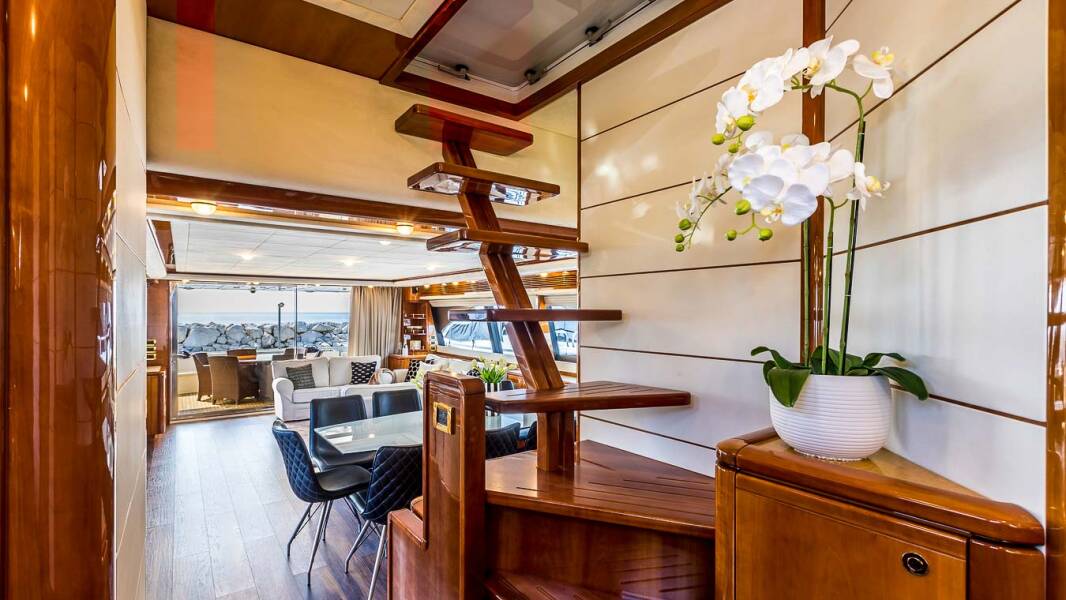 Ferretti Yachts 880  | Miss Katarina