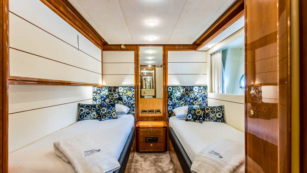Ferretti Yachts 880  | Miss Katarina