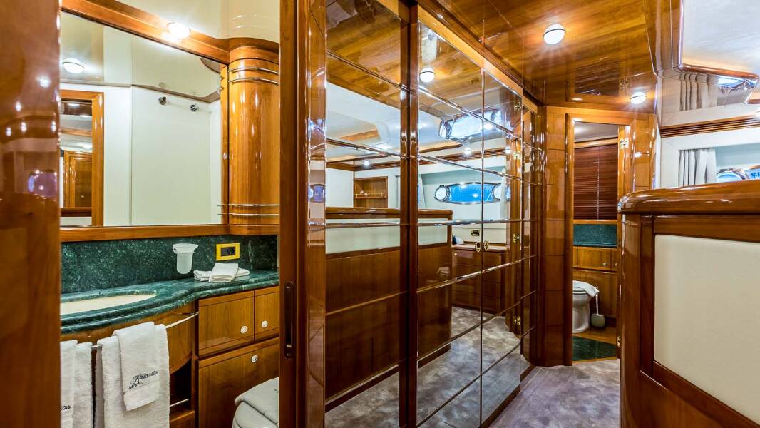 Ferretti Yachts 880  | Miss Katarina