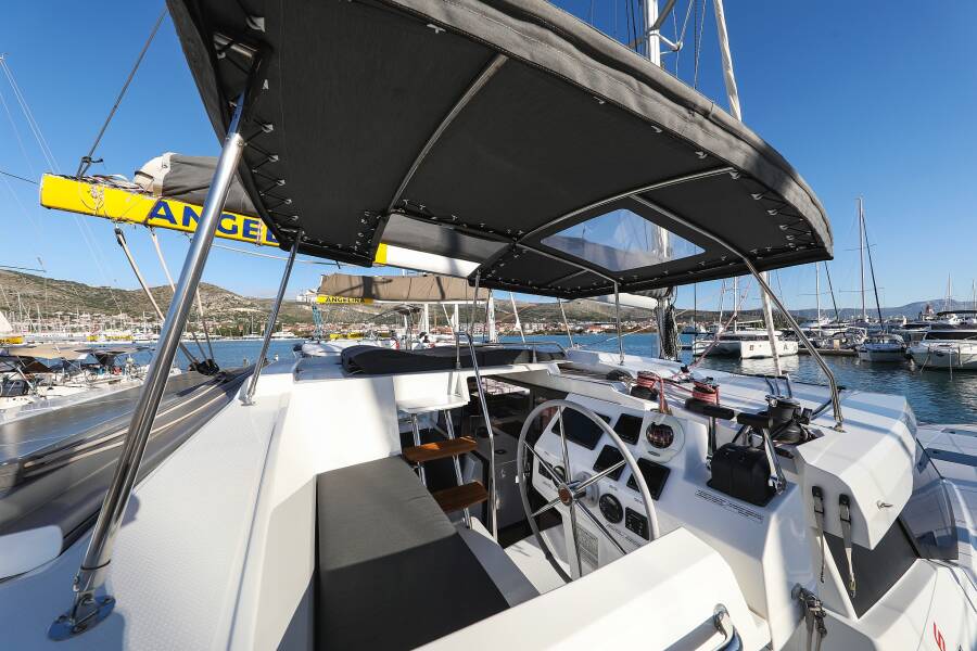 Fountaine Pajot Astrea 42 Quatuor  | Macho