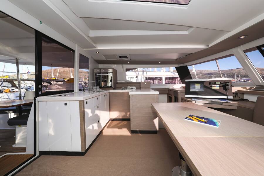 Fountaine Pajot Astrea 42 Quatuor  | Macho