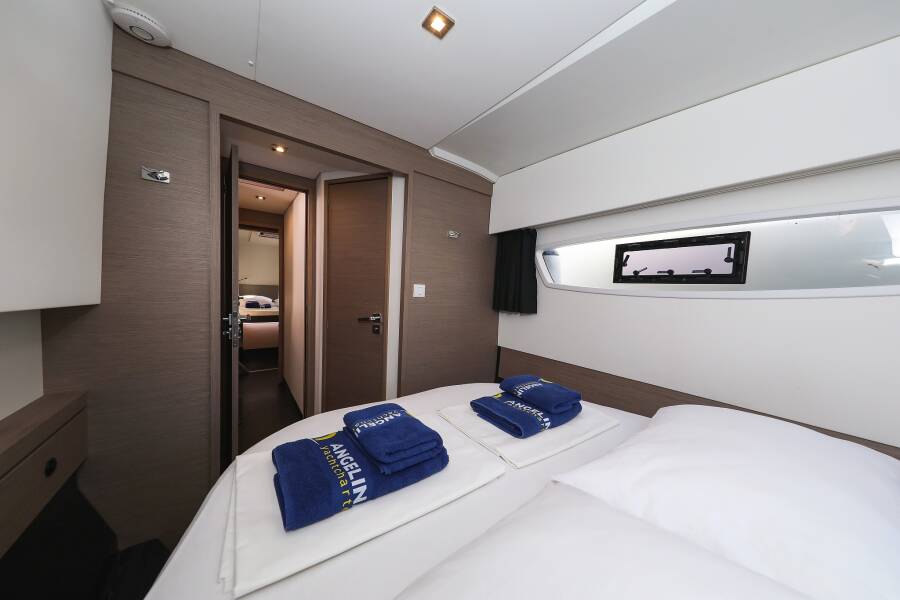 Fountaine Pajot Astrea 42 Quatuor  | Macho