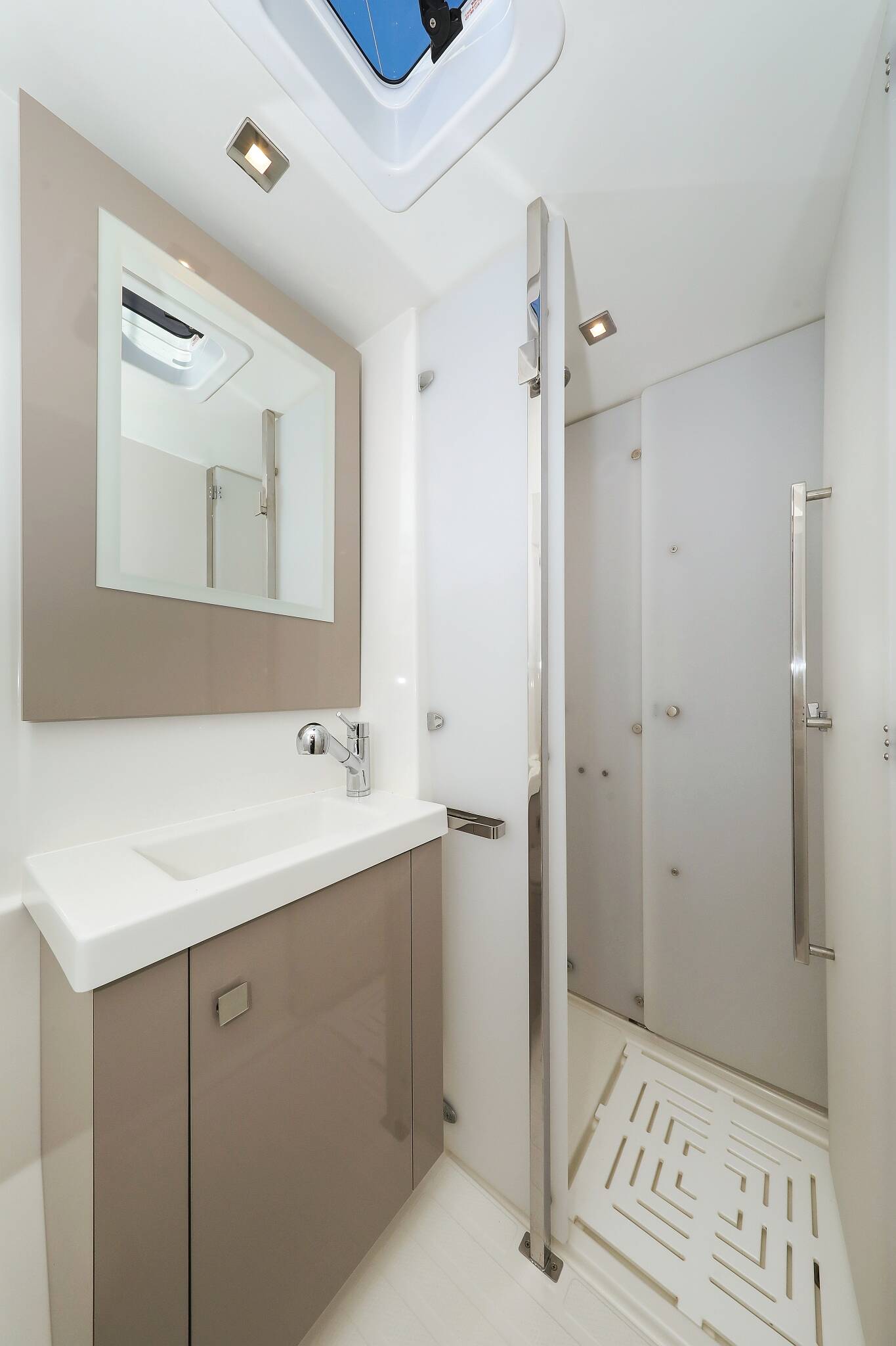 Fountaine Pajot Astrea 42 Quatuor  | Macho