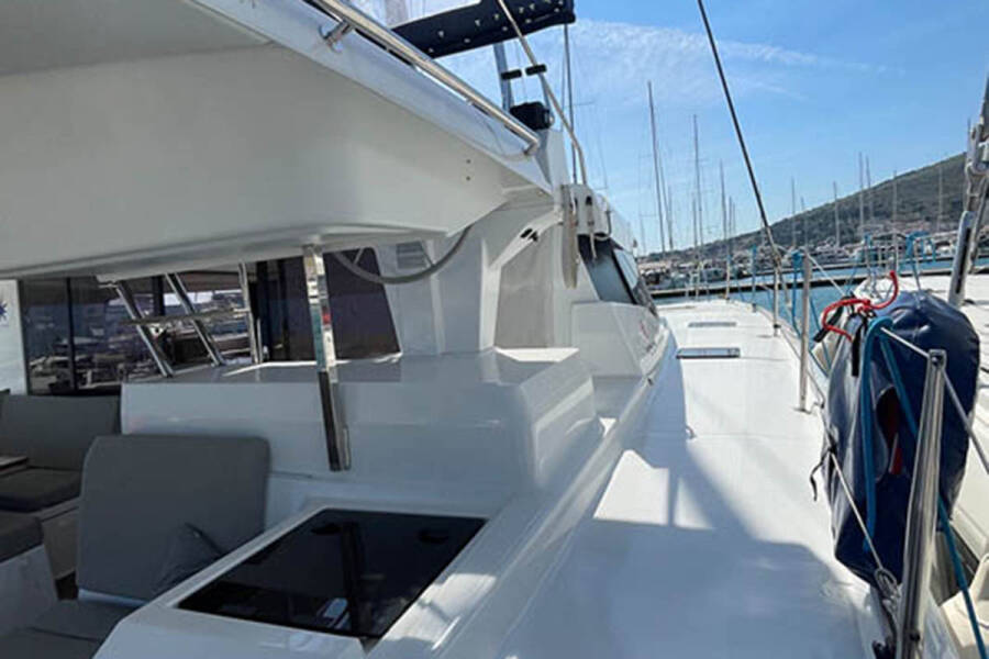 Fountaine Pajot Astrea 42  | Barramundi III