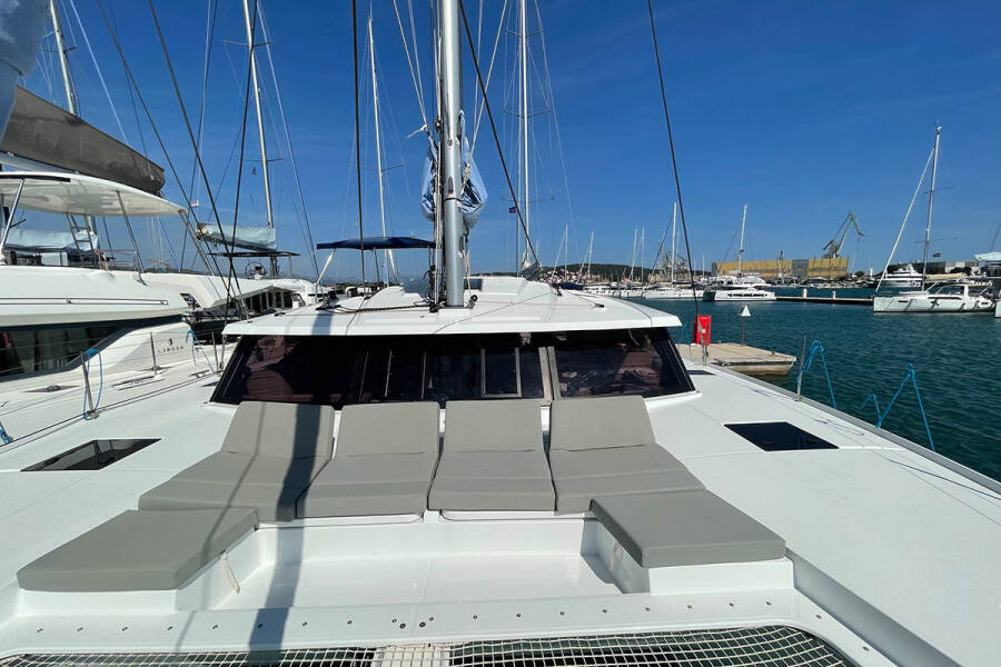 Fountaine Pajot Astrea 42  | Barramundi III