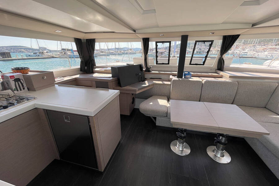 Fountaine Pajot Astrea 42  | Barramundi III