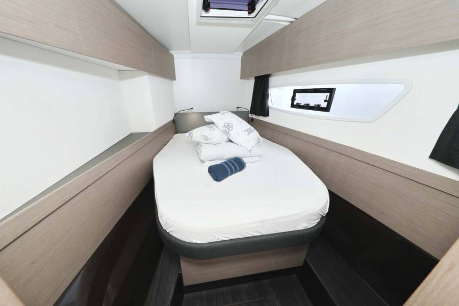 Fountaine Pajot Astrea 42  | La Mula