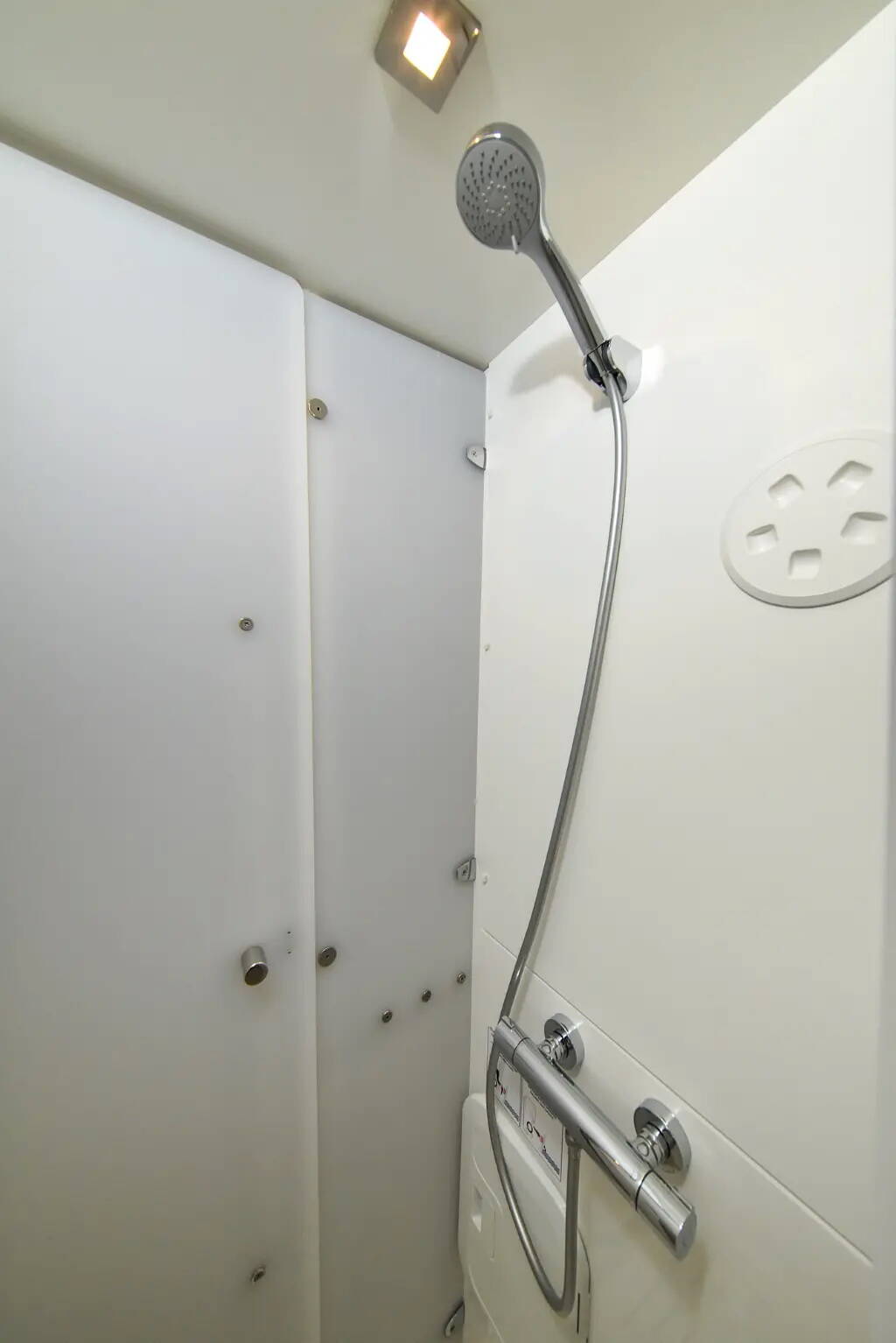 Fountaine Pajot Astrea 42 | Le Bart