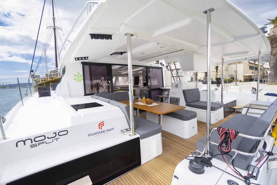 Fountaine Pajot Astrea 42  | Mojo