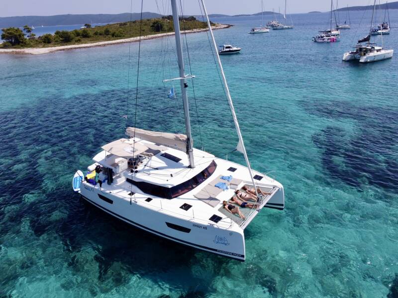 Fountaine Pajot Astrea 42  | Ocean Allure
