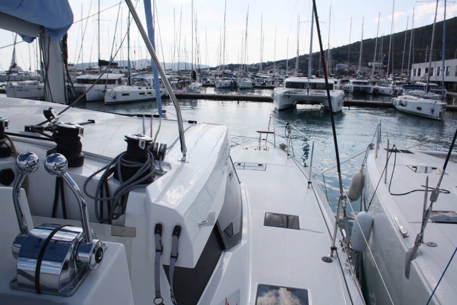Fountaine Pajot Astrea 42  | Mae Fee