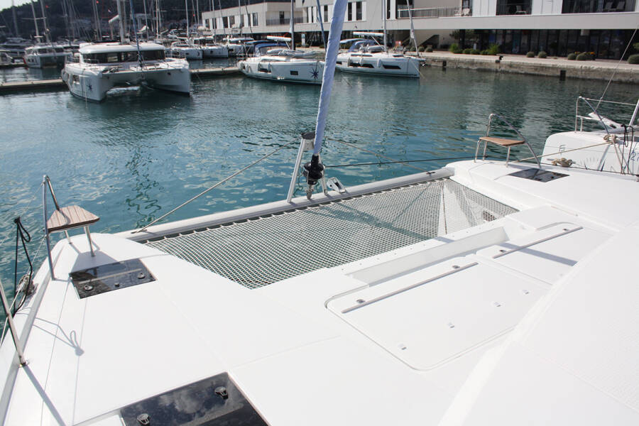 Fountaine Pajot Astrea 42  | Mae Fee