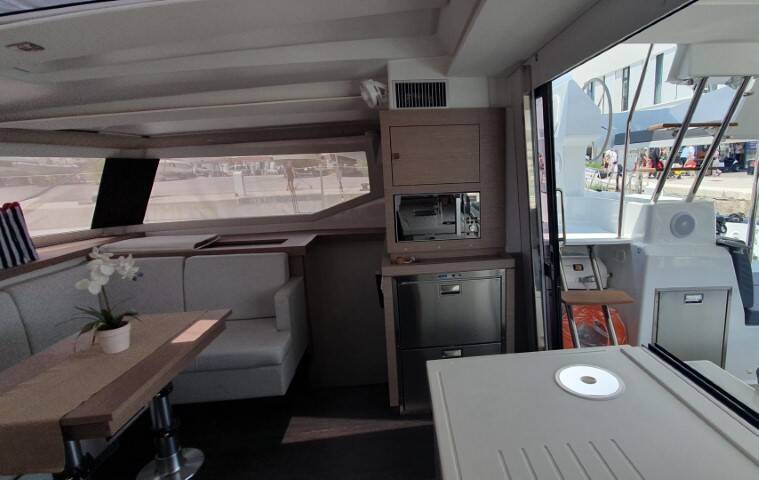 Fountaine Pajot Astrea 42  | Crazy Diamond