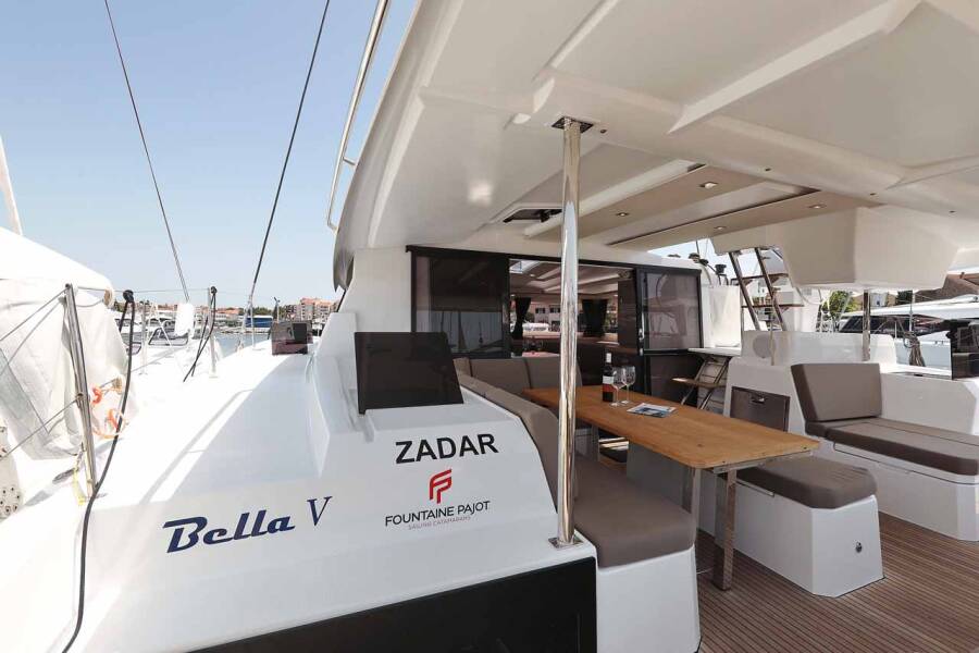 Fountaine Pajot Astrea 42  | Bella V