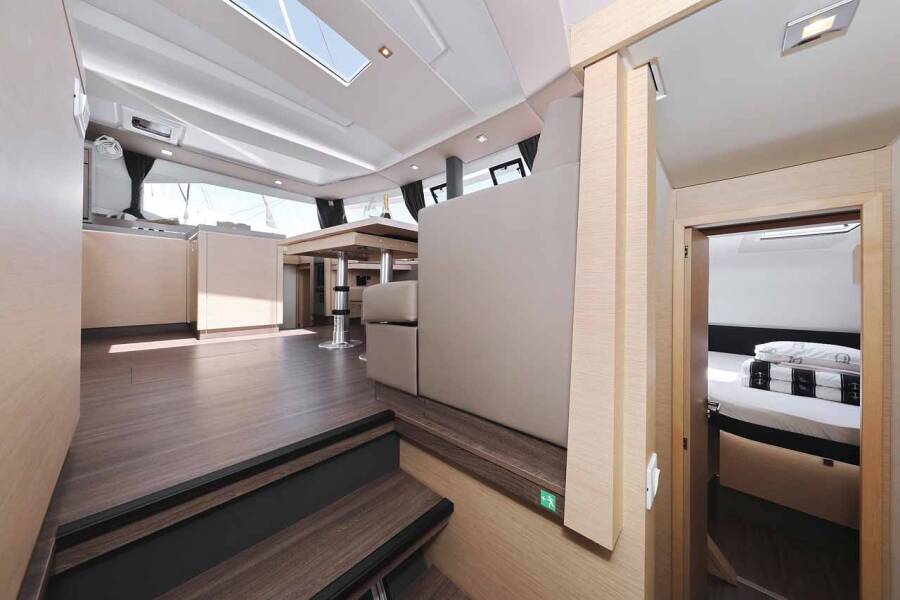 Fountaine Pajot Astrea 42  | Bella V