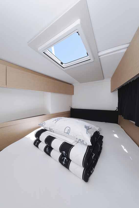 Fountaine Pajot Astrea 42  | Bella V