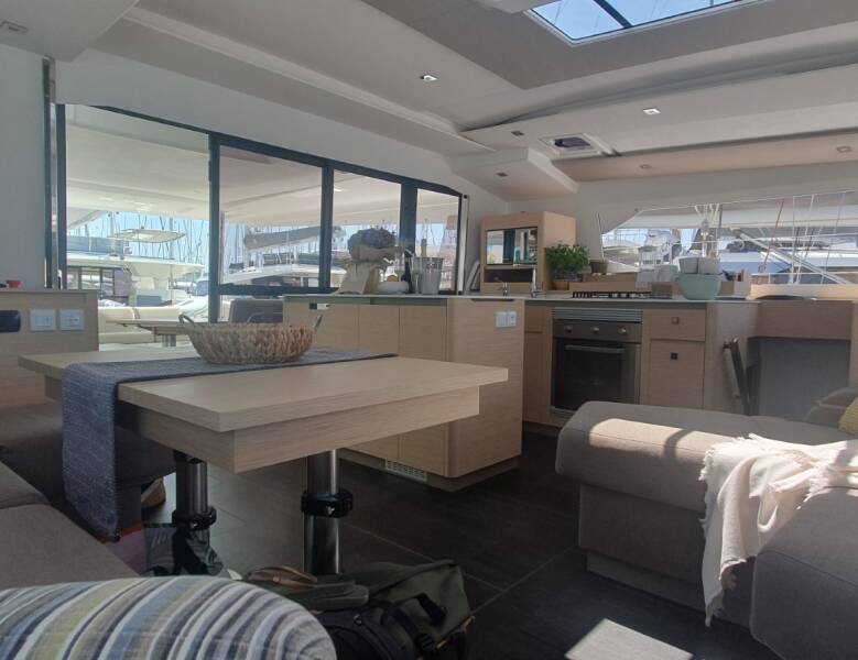 Fountaine Pajot Aura 51  | Sunrise