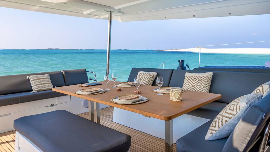 Fountaine Pajot Aura 51  | Ingrid