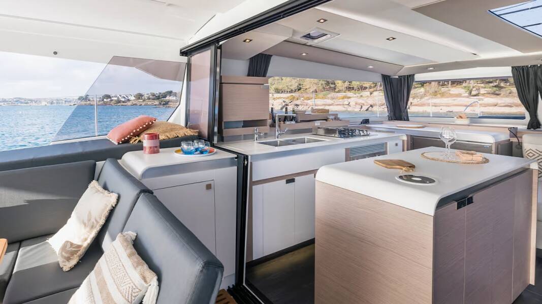 Fountaine Pajot Aura 51  | Ingrid