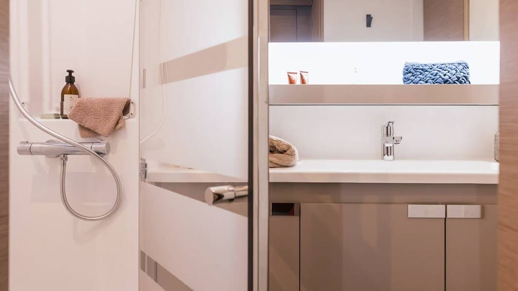 Fountaine Pajot Aura 51  | Ingrid