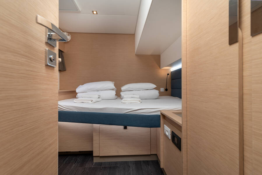 Fountaine Pajot Aura 51 | Odysseus