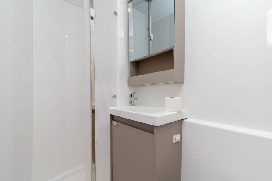 Fountaine Pajot Aura 51 | Odysseus