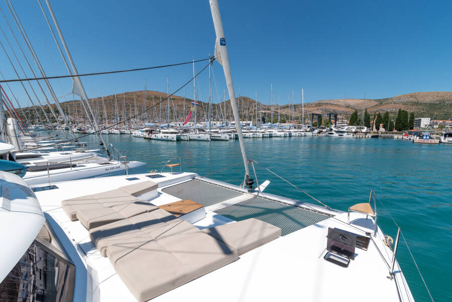 Fountaine Pajot Aura 51 | Odysseus