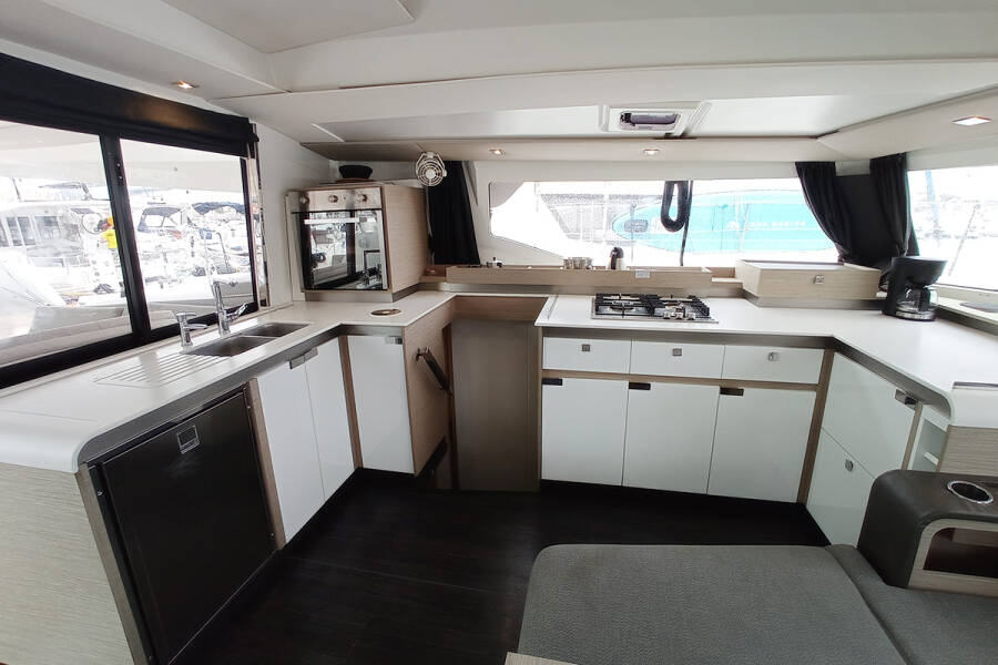 Fountaine Pajot Elba 45  | Coco