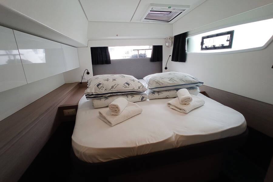 Fountaine Pajot Elba 45  | Coco