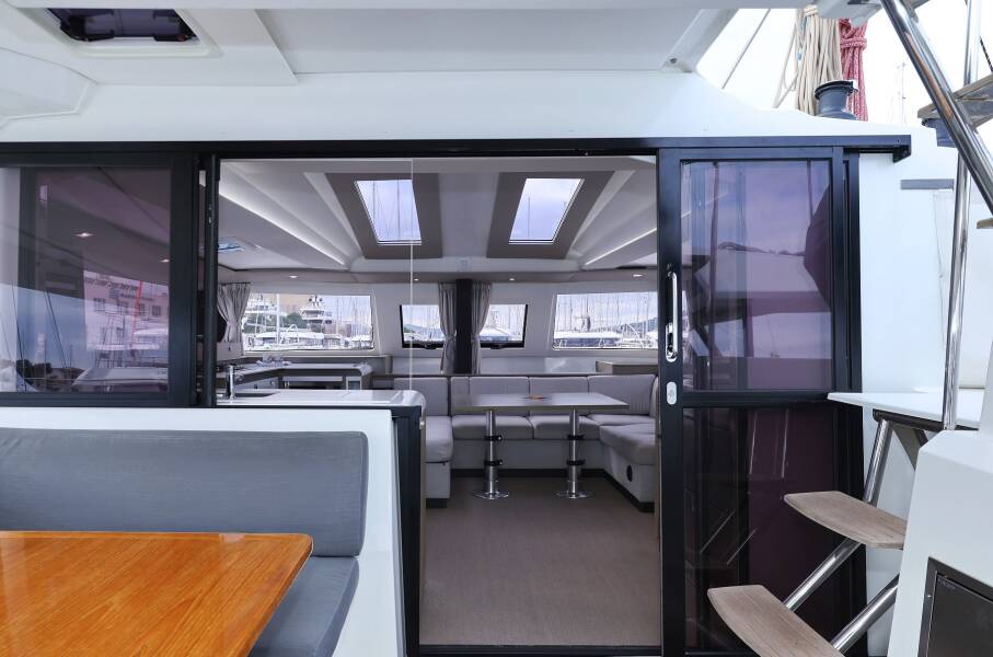 Fountaine Pajot Elba 45  | Sun Office