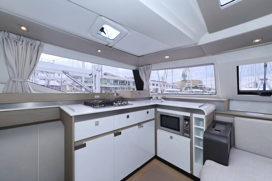 Fountaine Pajot Elba 45  | Sun Office