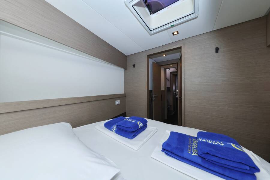 Fountaine Pajot Elba 45  | Sun Office