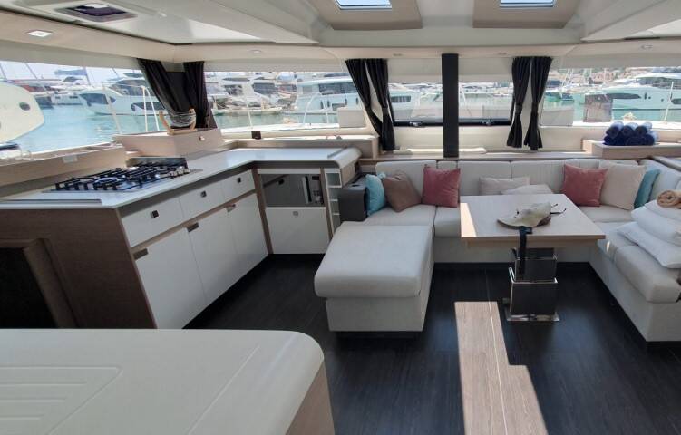 Fountaine Pajot Elba 45  | Dreamcatcher