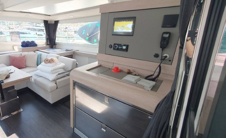 Fountaine Pajot Elba 45  | Dreamcatcher