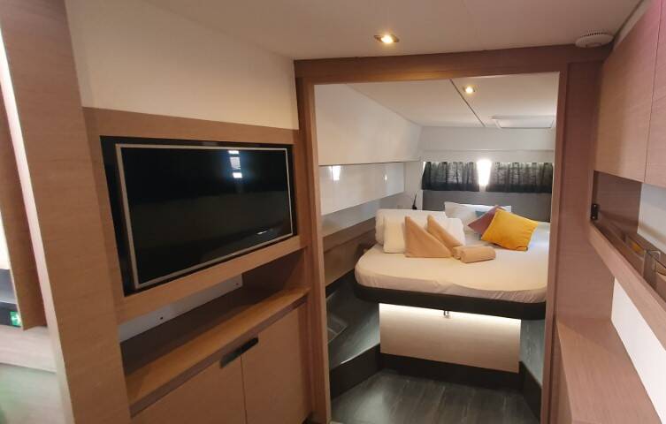 Fountaine Pajot Elba 45  | Dreamcatcher