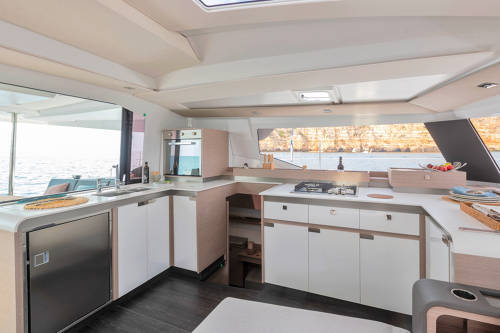 Fountaine Pajot Elba 45  | Caramita