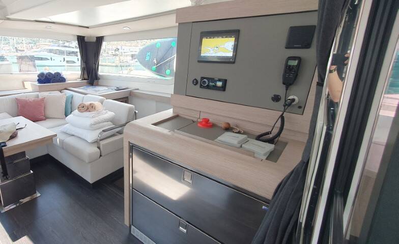 Fountaine Pajot Elba 45  | Dreamcatcher